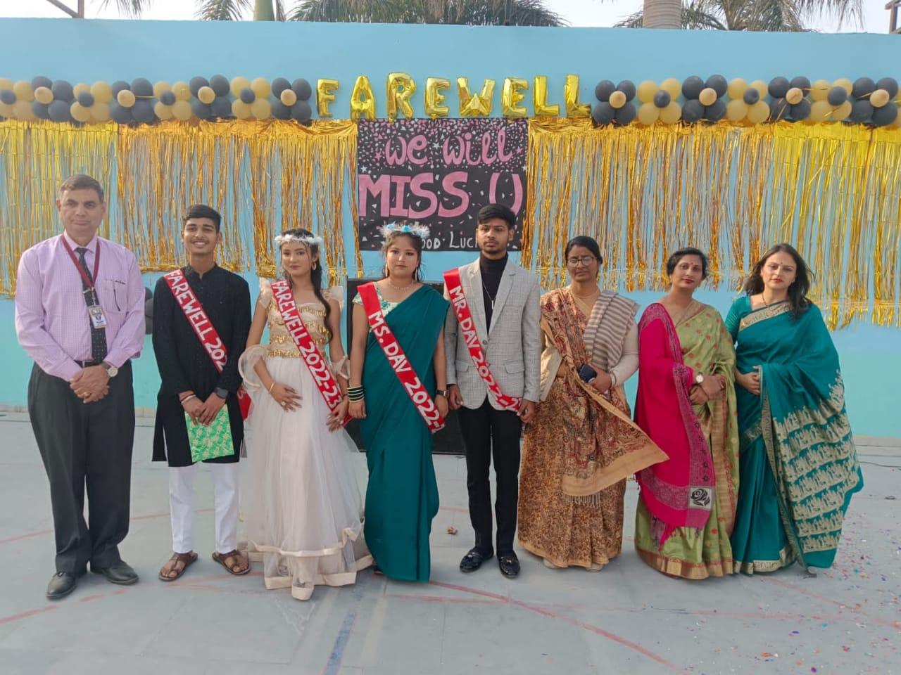 डी.ए.वी. पब्लिक स्कूल यमुनानगर में विदाई समारोह ‘सायोनारा’ का हुआ आयोजन : विजय काशिव प्रधानाचार्य