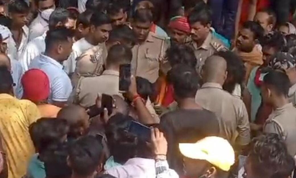 भिखारी की पिटाई ग्रामीण पर अभियोग पंजीकृत 1 IMG-20230916-WA0001