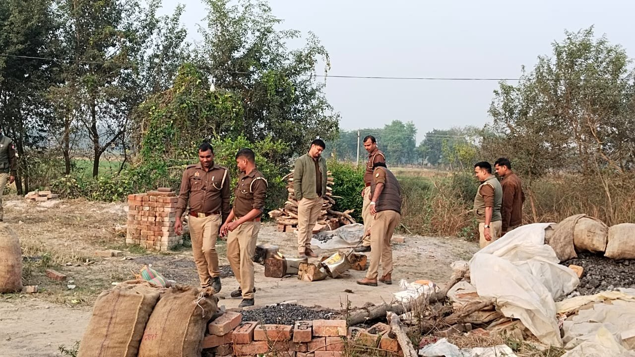 Khukhundu police got a big success under the campaign being run against raw liquor