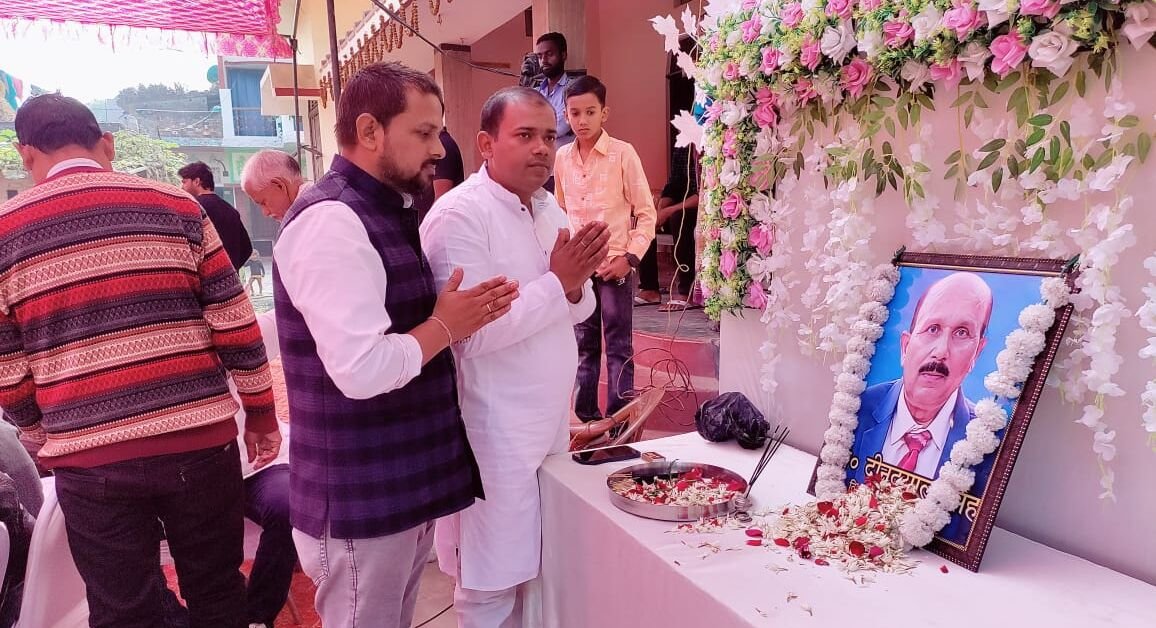 Blanket distributed on the first death anniversary of late Deendayal Singh