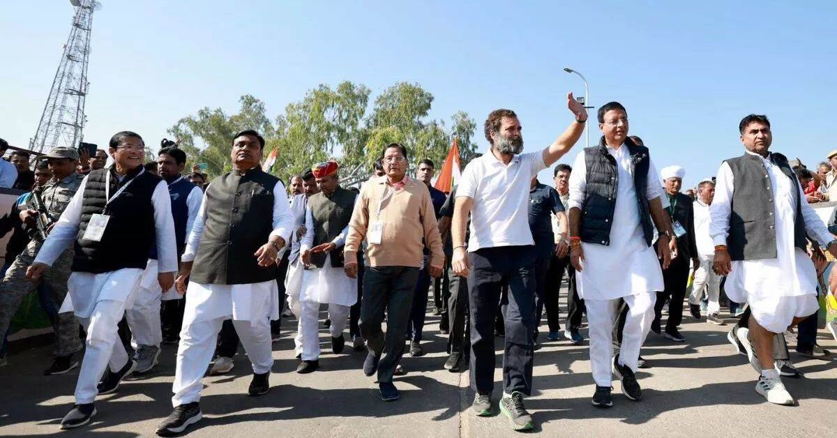 बिहारी अंदाज में दिखे राहुल गांधी, बिहार के पूर्णिया में किसानों से की बातचीत 1 Rahul Gandhi seen in Bihari style, talked to farmers in Purnia, Bihar