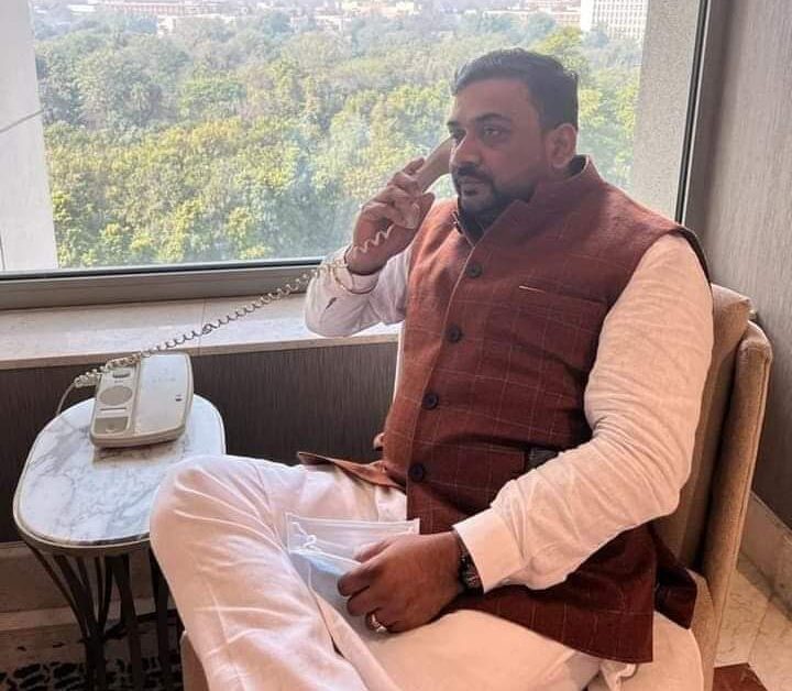 डॉ मुकेश का अंतिम संस्कार भागलपुर में किया गया 1 FB_IMG_1699351998203