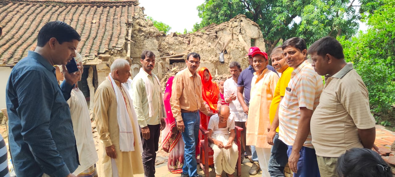 रेड क्रॉस सोसाइटी ने आपदा प्रभावित को दिया गया मदद