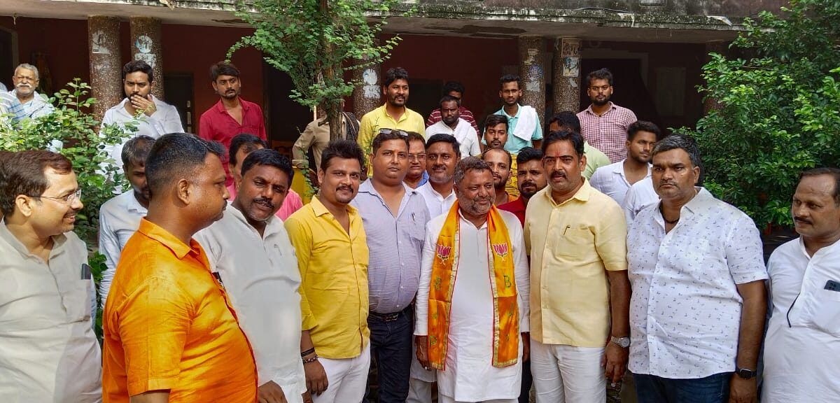 जिलाध्यक्ष जिलाध्यक्ष भुपेंद्र सिंह के प्रथम आगमन पर भव्य स्वागत 1 जिलाध्यक्ष भुपेंद्र सिंह