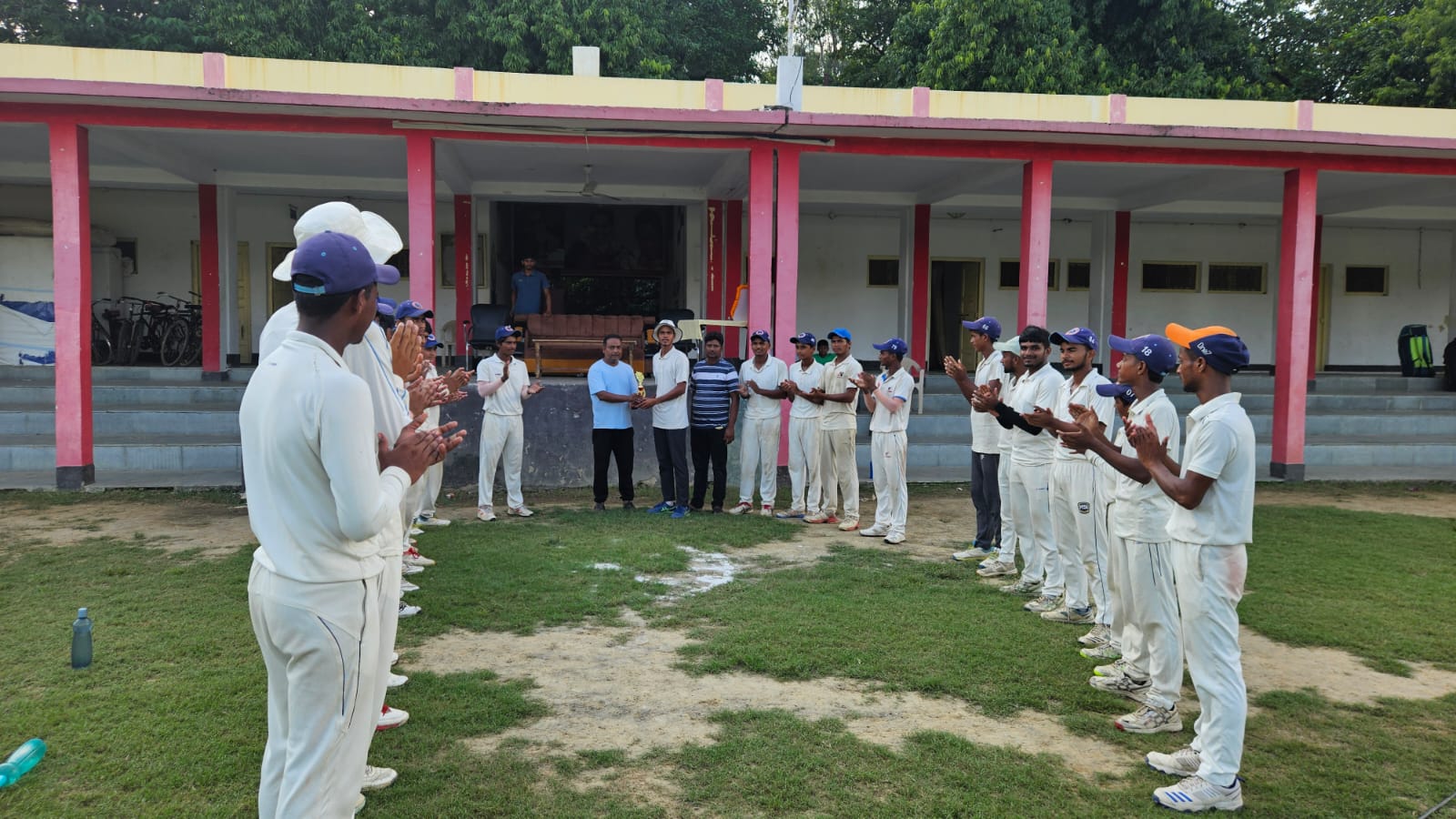 Thrilling match ended in a tie, both teams shared one point each.