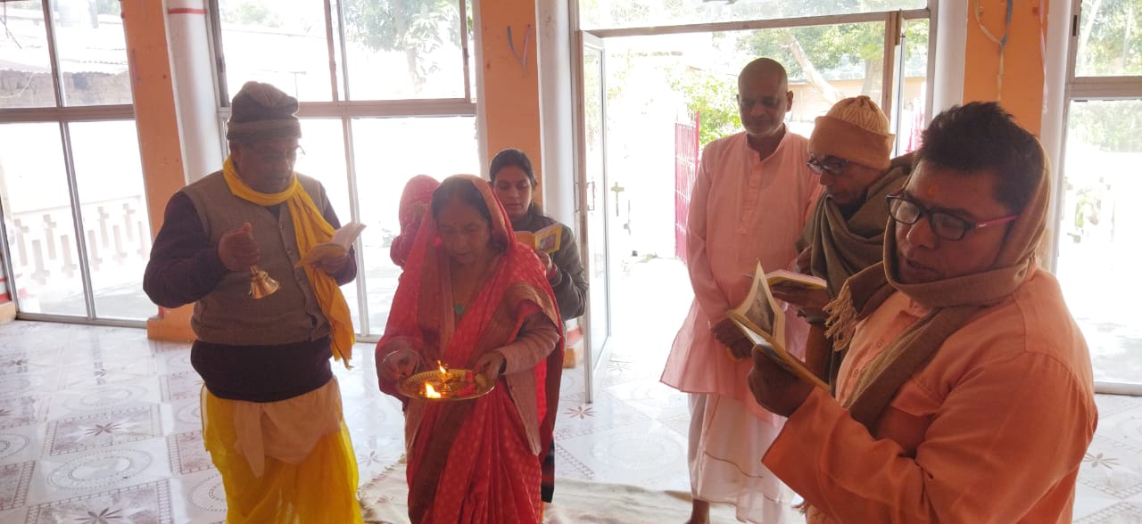 Gita Jayanti celebrated at Anant Peeth