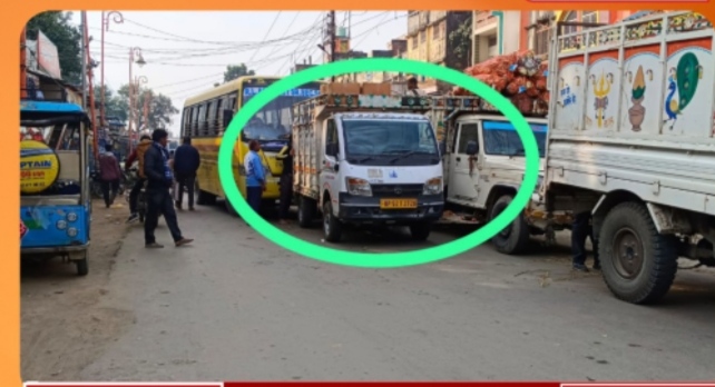 Ambulance stuck in traffic, patient kept in pain