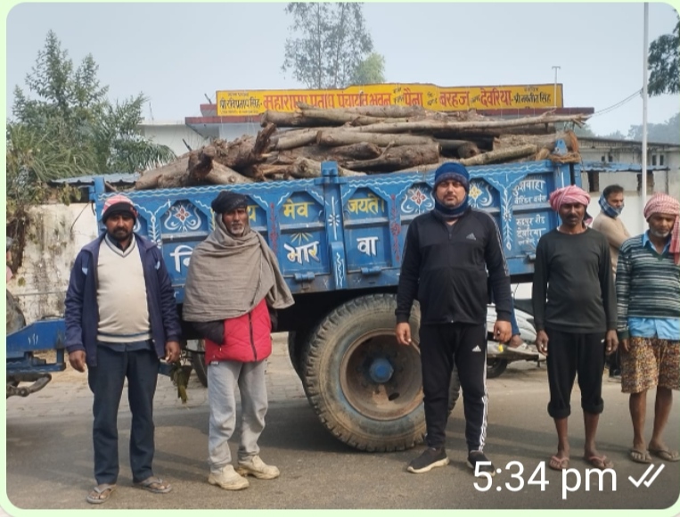 Village head Paina Ravi Pratap Singh made arrangements for bonfire in the village