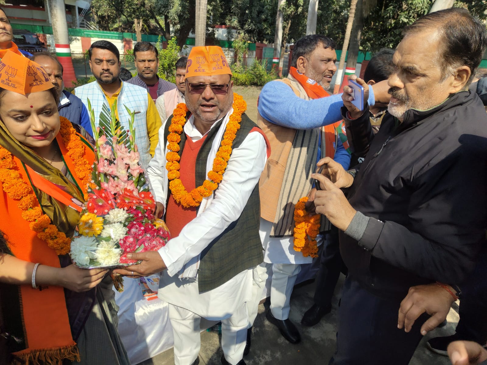 Crowd gathered to welcome the beloved Municipality President Shweta Jaiswal