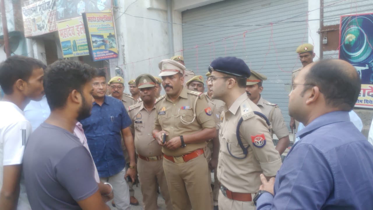 जिलाधिकारी एवं पुलिस अधीक्षक ने दुर्गा विसर्जन स्थल का निरीक्षण