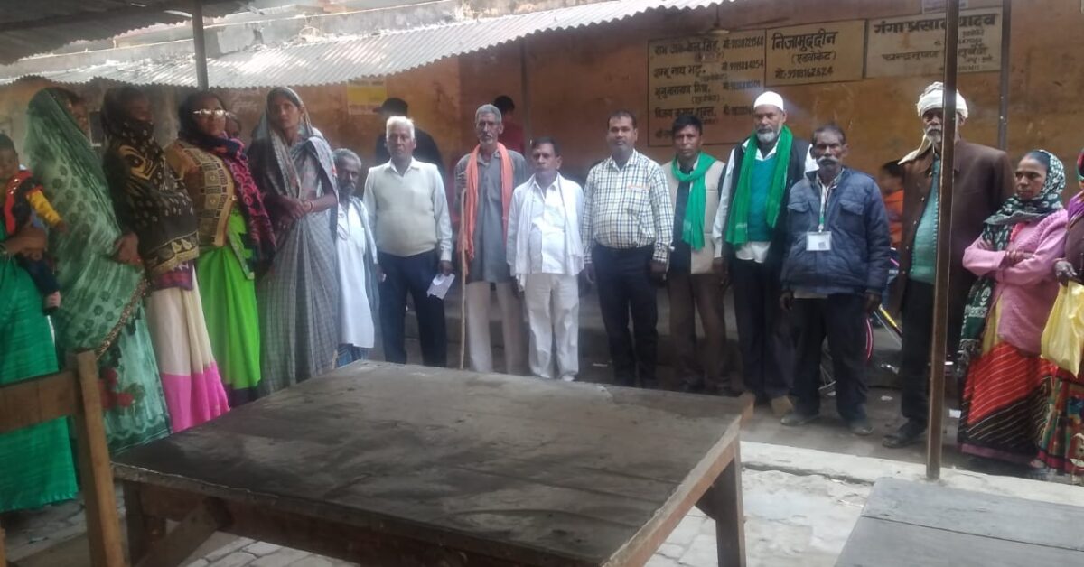 तहसील परिसर में किसान युनियन की बैठक 1 Farmer Union meeting in Tehsil premises